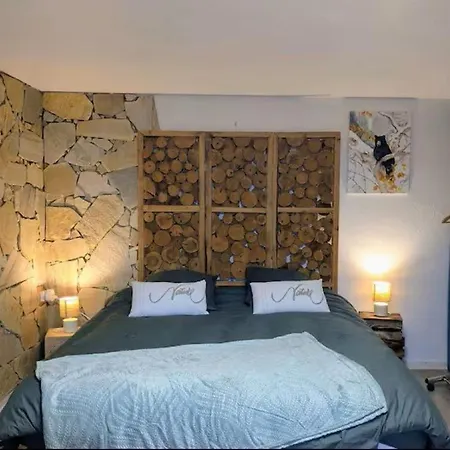 Cozy - Sauna Prive - Piscine - Cuisine Monthion